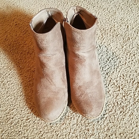 Booties - Picture 1 of 4